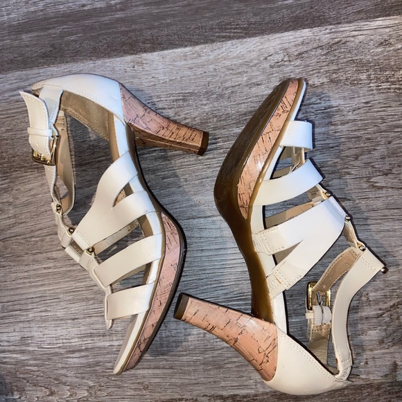 Naturalizer Women's Dafny Dress Sandal size 6M - Picture 2 of 8